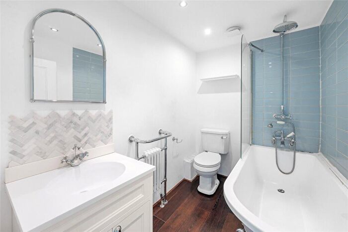 1 Bedroom Flat For Sale In Finborough Road, Earl's Court, SW10