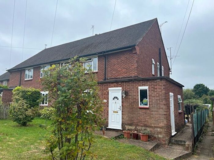 2 Bedroom Maisonette To Rent In Glenhurst Avenue, Ruislip, HA4