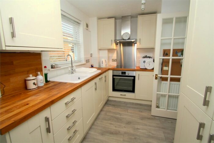 1 Bedroom Maisonette To Rent In The Maltings, Church Street, Staines-Upon-Thames, Surrey TW18