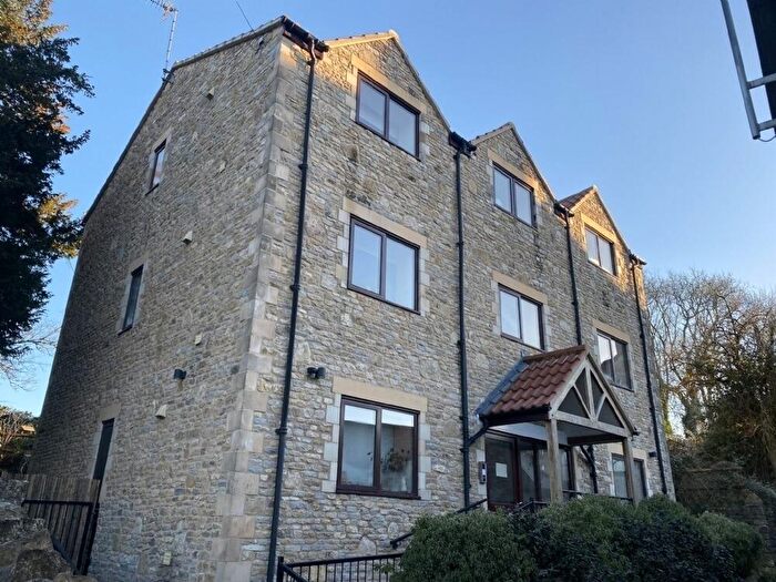 2 Bedroom Flat To Rent In Brewery Lane, Shepton Mallet, BA4