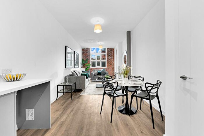 1 Bedroom Flat To Rent In Cotton Gardens, Union Mill, Vernon Street, Bolton, BL1