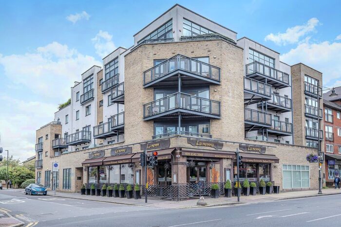 2 Bedroom Flat To Rent In Montague Road, Wimbledon, SW19