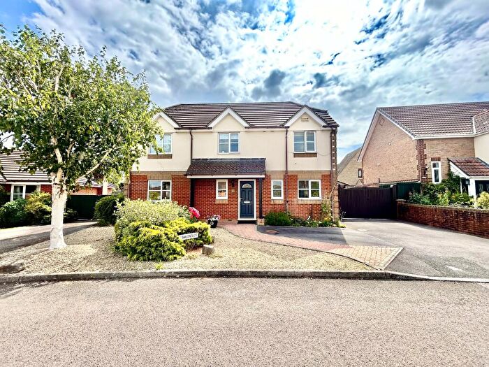 4 Bedroom Detached House For Sale In Swallowfields, Gillingham - No Onward Chain, SP8