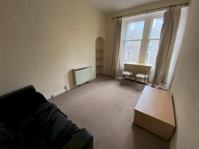 2 Bedroom Flat To Rent In Eden Street, Dundee, DD4