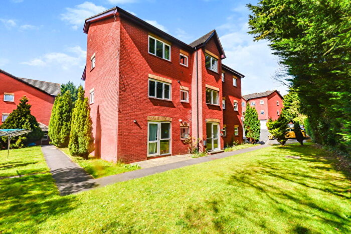 1 Bedroom Flat To Rent In Cobden Avenue, Southampton, Hampshire, SO18