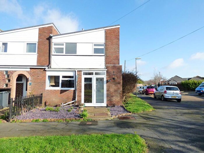 3 Bedroom House To Rent In Mabey Close, Alverstoke, PO12