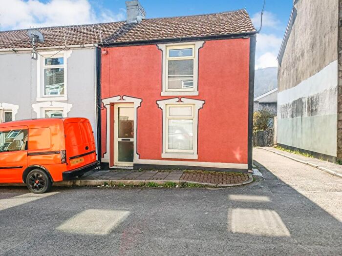 2 Bedroom Terraced House For Sale In Davis Street, Aberdare, Mid Glamorgan, CF44