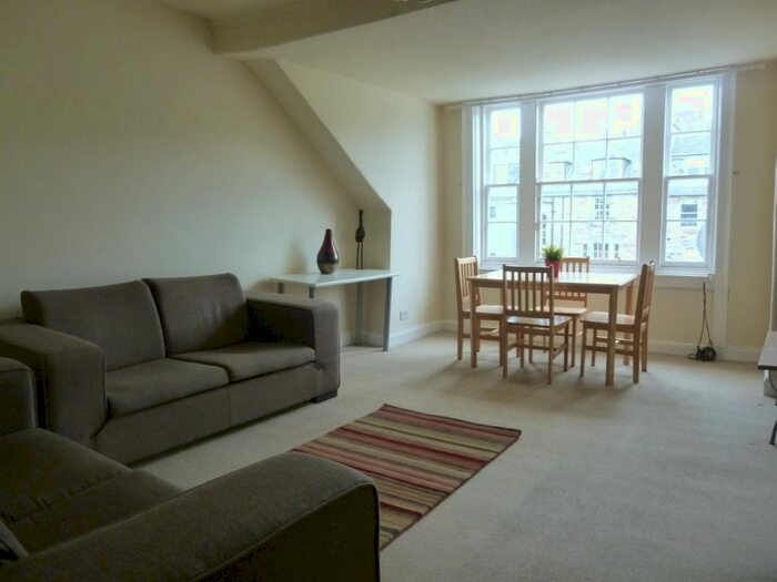 2 Bedroom Flat To Rent In Queen Street, New Town, Edinburgh, EH2