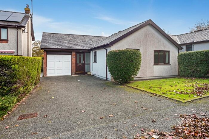 2 Bedroom Bungalow For Sale In Tregaean, Penrhosgarnedd, Bangor, Gwynedd, LL57