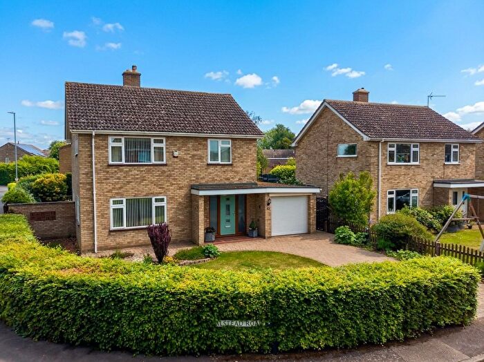 3 Bedroom Detached House For Sale In Alstead Road, Histon, CB24