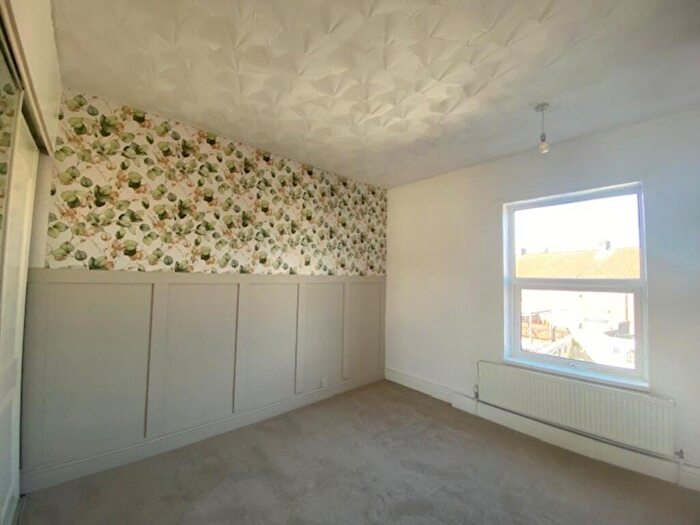 2 Bedroom Terraced House To Rent In Peashill Street, Rawmarsh, S62