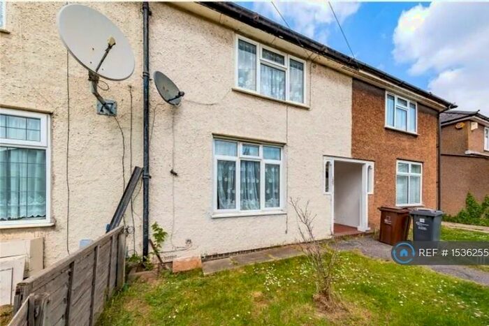 2 Bedroom Terraced House To Rent In Ilchester Road, Dagenham, RM8