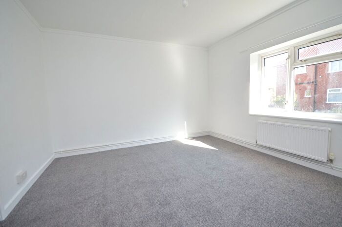 1 Bedroom Flat To Rent In Earlham Court, Heigham Grove, Norwich, NR2