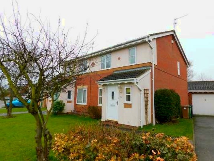 3 Bedroom Semi-Detached House To Rent In Framlingham Road, Peterborough, Cambridgeshire, PE2