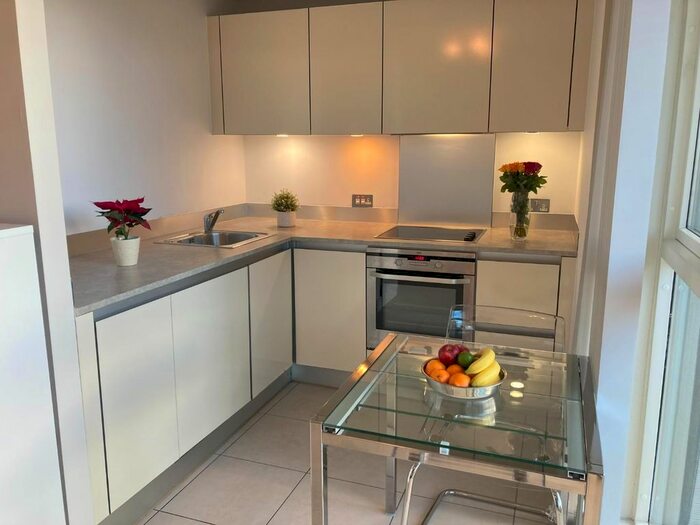 1 Bedroom Flat To Rent In Watermark, Ferry Road, Cardiff, CF11