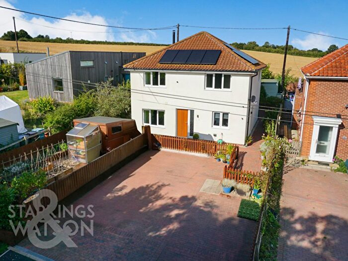 4 Bedroom Detached House For Sale In Brook Lane, Needham, Harleston, IP20
