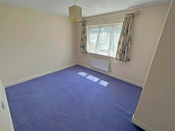 4 Bedroom Detached House For Sale In Valley Gardens Kingsway, Quedgeley, Gloucester, GL2