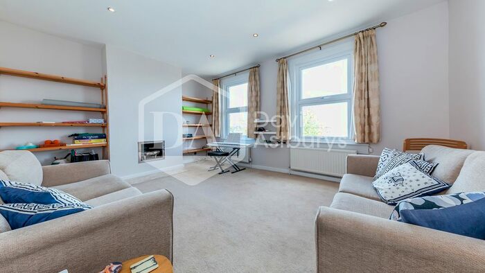 1 Bedroom Flat To Rent In Dagmar Road, Alexandra Palace, London, N22