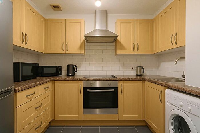 1 Bedroom Flat For Sale In Ainslie Court, Alperton, HA0