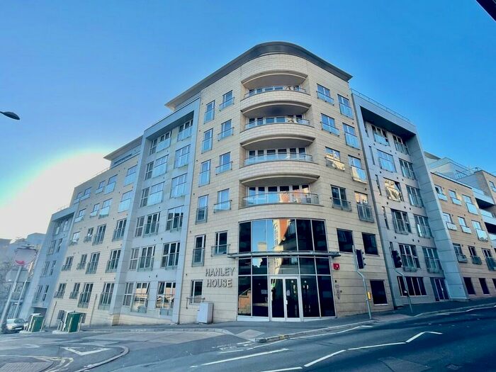 3 Bedroom Apartment To Rent In Hanley Street, City Centre, NG1