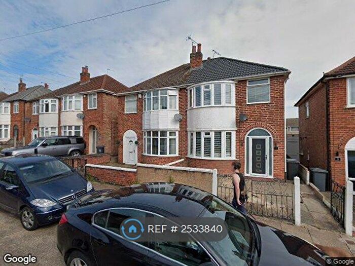 3 Bedroom Semi-Detached House To Rent In Eastwood Road, Leicester, LE2