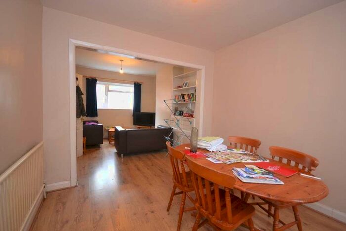 3 Bedroom House To Rent In Donnington Gardens, Erleigh Road, RG1