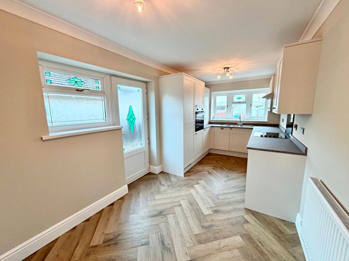 2 Bedroom Detached Bungalow For Sale In Pencaerfenni Park, Crofty, Swansea, SA4