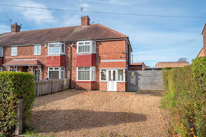 3 Bedroom Town House For Sale In Askham Lane, York, YO24