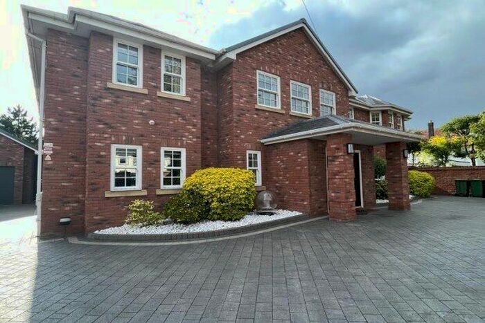 5 Bedroom Property To Rent In St. Andrews Road, Liverpool, L23