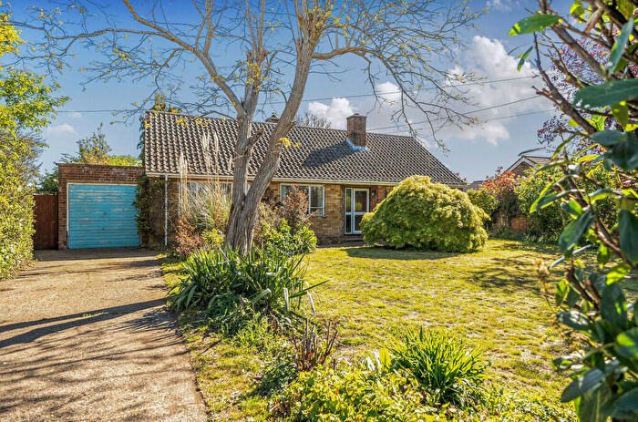3 Bedroom Detached Bungalow For Sale In Cockfield, Bury St. Edmunds, Suffolk, IP30