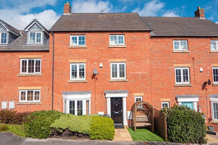 5 Bedroom Town House For Sale In Broadlands Avenue, Pudsey, LS28