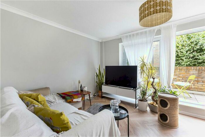 3 Bedroom Terraced House To Rent In Brampton Close, Hackney, Clapton, E5