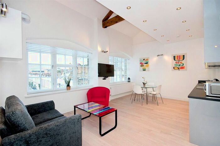 1 Bedroom Flat To Rent In Anglers Lane, Kentish Town, NW5