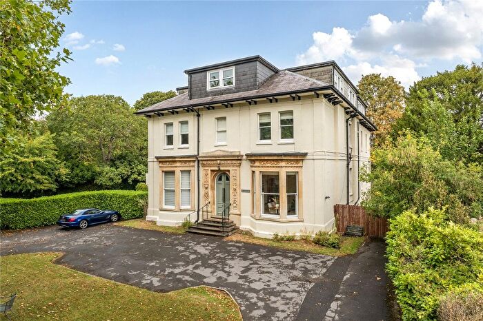 3 Bedroom Flat For Sale In Applegarth, Queens Road, Cheltenham, GL50