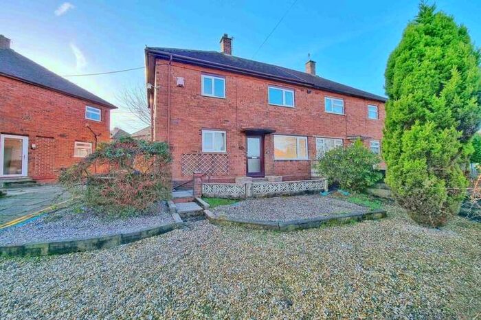 3 Bedroom Semi-Detached House To Rent In Winchester Avenue, Bentilee, Stoke-on-trent, ST2