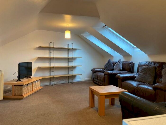 4 Bedroom Flat To Rent In King Street, Aberdeen, AB24