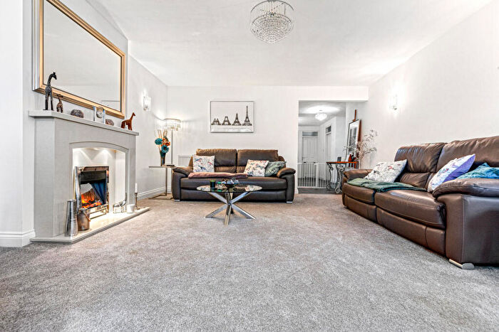 3 Bedroom Bungalow For Sale In Walton Close, Kirby Muxloe, LE9
