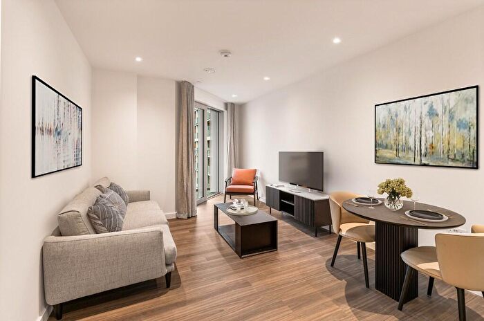 1 Bedroom Apartment To Rent In Nine Elms Lane, London, SW11