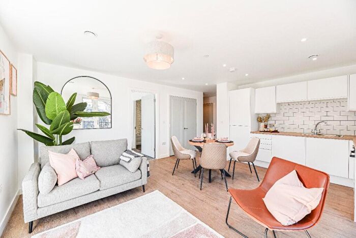 2 Bedroom Apartment To Rent In Bolt Works, Lister Lane, Halifax, West Yorkshire, HX1