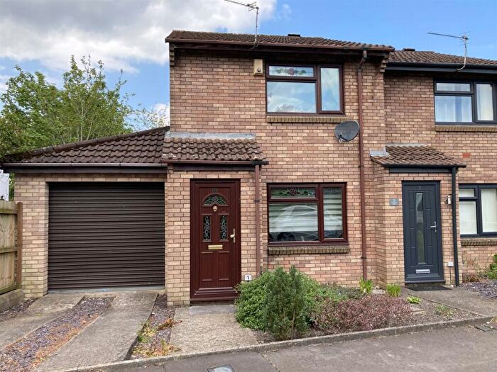 2 Bedroom End Of Terrace House To Rent In Somerton Lane, Newport, NP19