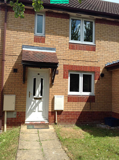 3 Bedroom End Of Terrace House To Rent In Rhodes Place, Oldbrook, Milton Keynes, MK6