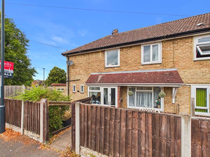 3 Bedroom Semi Detached House For Sale In Chesapeake Road, Chaddesden, DE21
