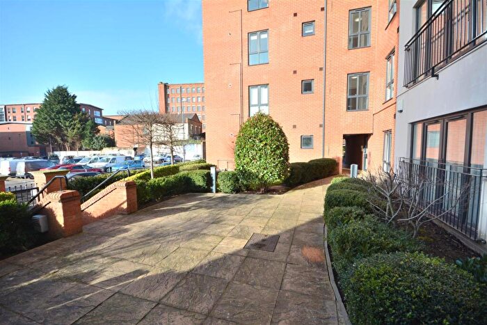 2 Bedroom Apartment To Rent In Weavers Point, Lodge Lane, Derby, DE1