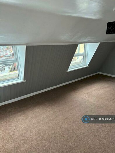 2 Bedroom Maisonette To Rent In Queen Street, Deal, CT14