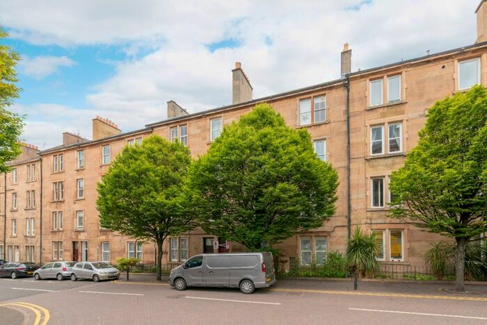 1 Bedroom Flat To Rent In Fowler Terrace, Polwarth, Edinburgh, EH11