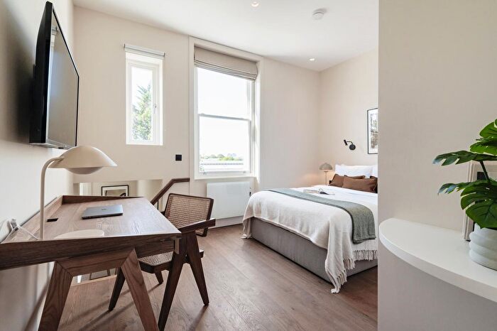 Studio To Rent In Philbeach Gardens, Earls Court, SW5