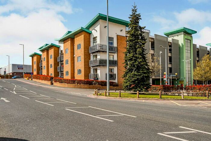 1 Bedroom Flat To Rent In Times Square Avenue, Brierley Hill, DY5