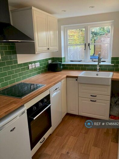 2 Bedroom Terraced House To Rent In Kinecroft, Wallingford, OX10