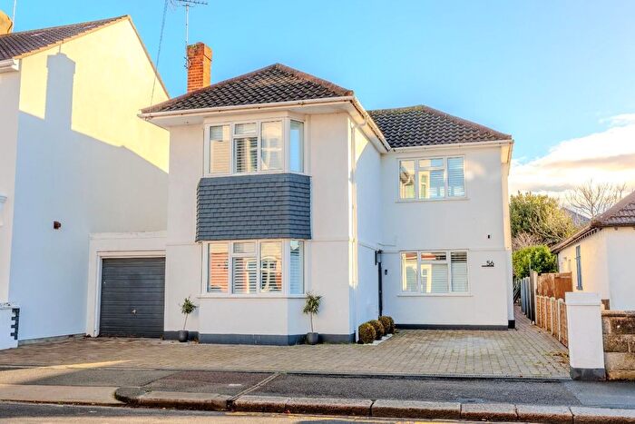 4 Bedroom Detached House For Sale In Sunningdale Avenue, Leigh-On-Sea, SS9