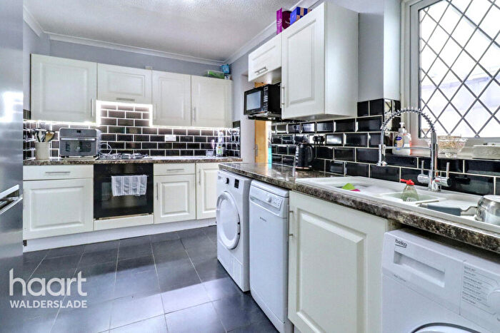 2 Bedroom Semi-Detached House For Sale In Woodbury Road, Chatham, ME5